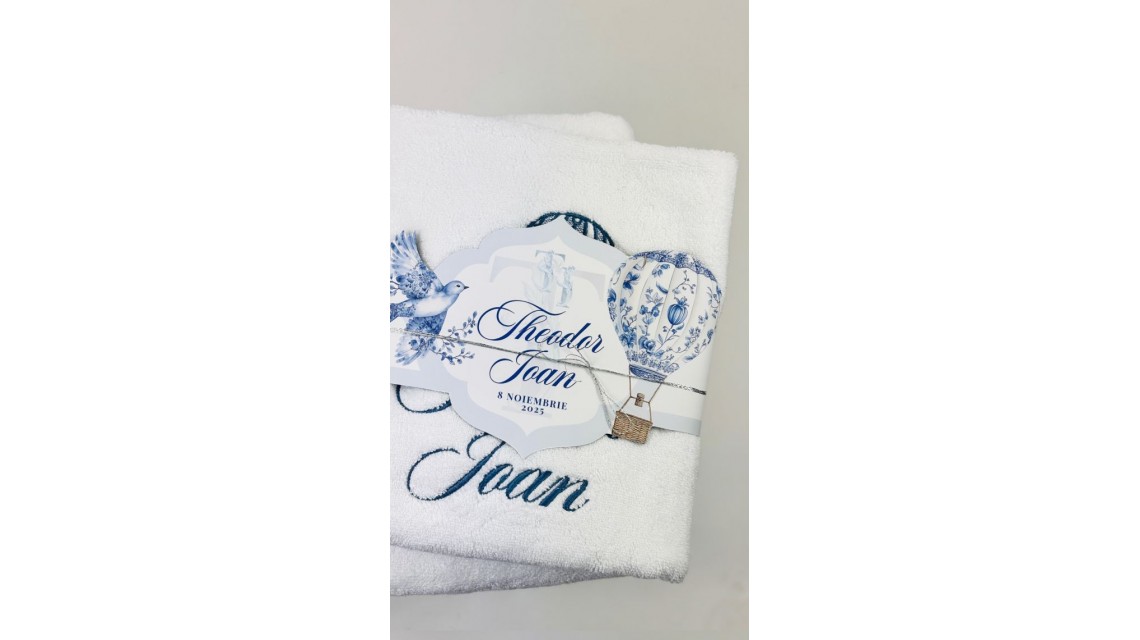 Trusou botez baietel Hot Air Balloon Blue Toile cu baloane de aer cald design elegant 16